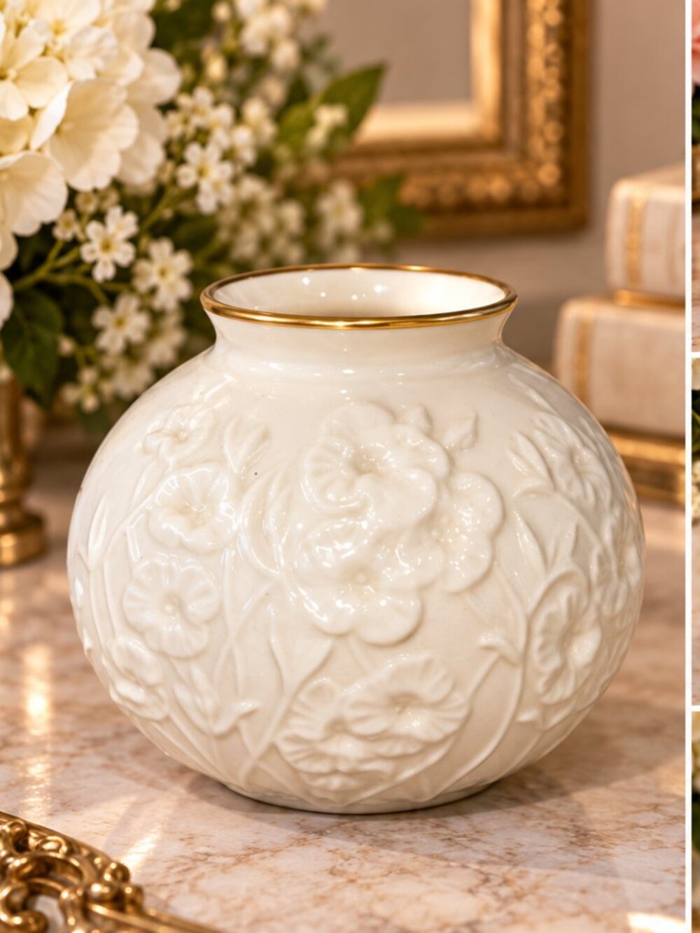 Lenox “WILDFLOWER” Round Vase 24K Gold Rim Ivory Bone China Bud Vase